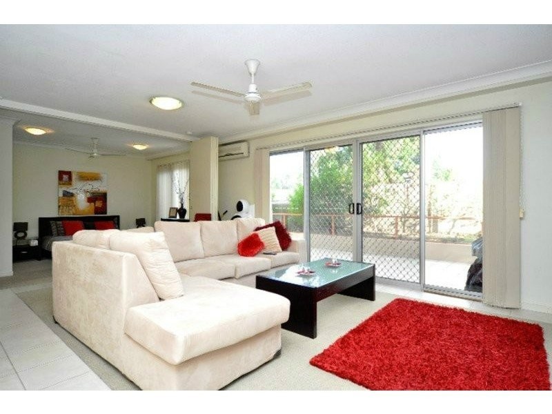 3/18 Parker Street, Labrador QLD 4215