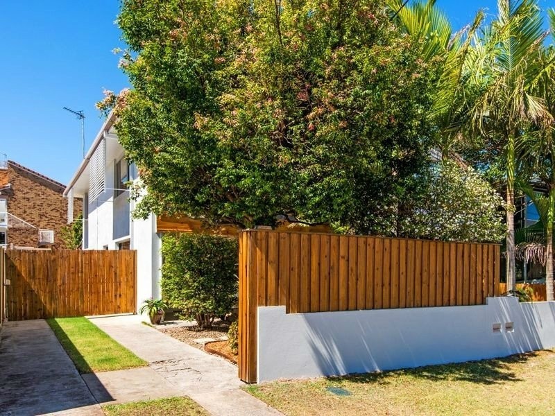 1/15 Victor Avenue, Paradise Point QLD 4216
