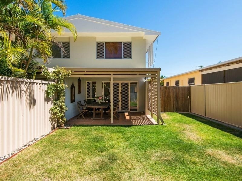 1/15 Victor Avenue, Paradise Point QLD 4216