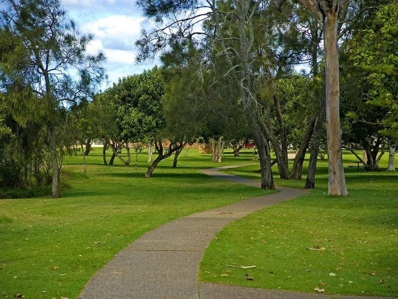 1/15 Victor Avenue, Paradise Point QLD 4216