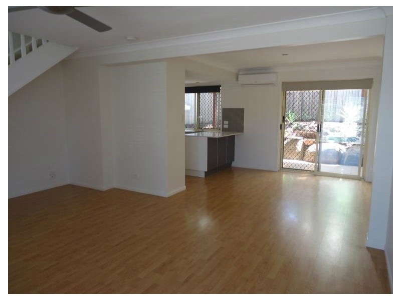 5/101 Whiting Street, Labrador QLD 4215