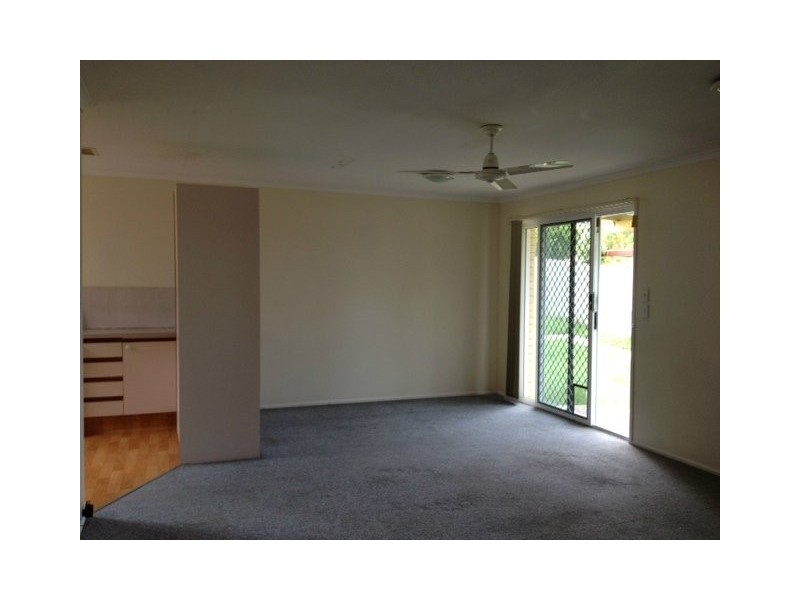 1/348 Government Road, Labrador QLD 4215