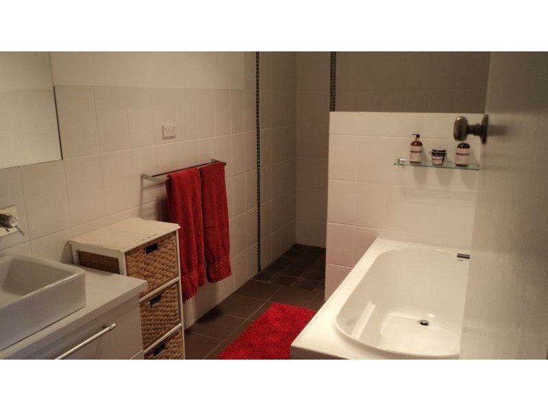 27 Harris Street, Labrador QLD 4215