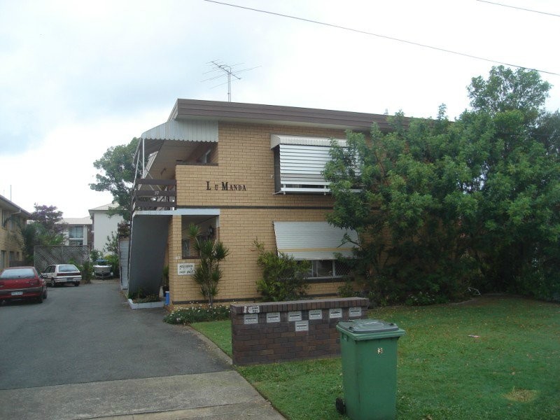 2/37 Middle Street, Labrador QLD 4215