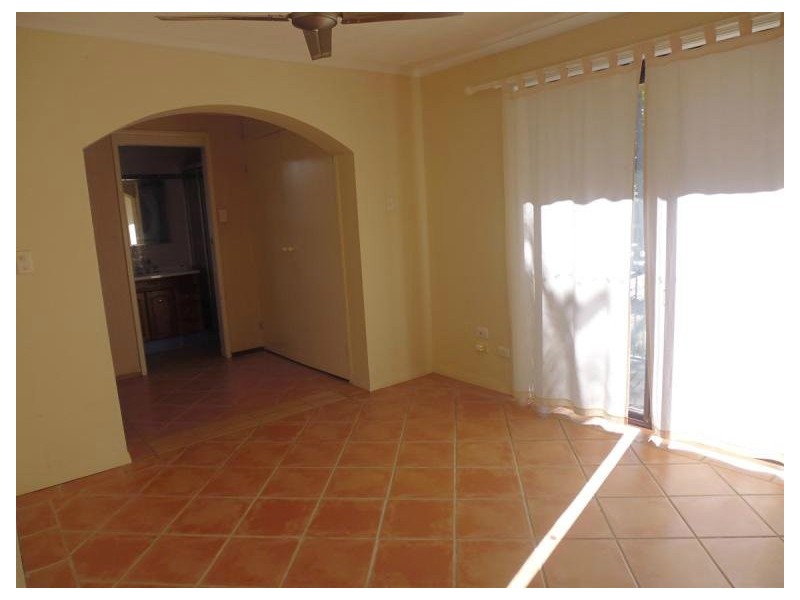 8 Wandilla Drive, Helensvale QLD 4212