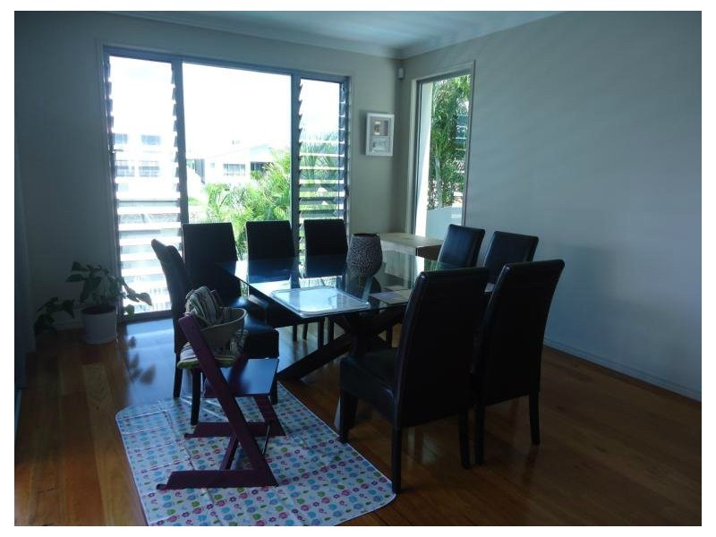 9 Harbourvue Court, Helensvale QLD 4212