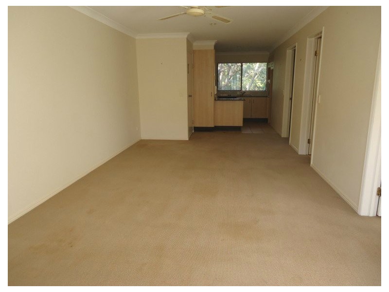 6/129 Muir Street, Labrador QLD 4215