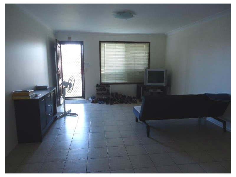 1/219 Central Street, Labrador QLD 4215