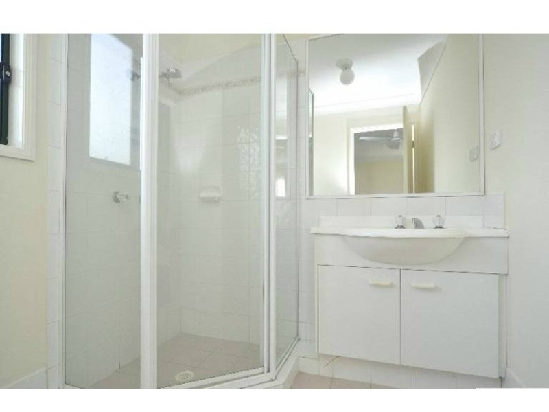 52 Marble Arch Place, Arundel QLD 4214