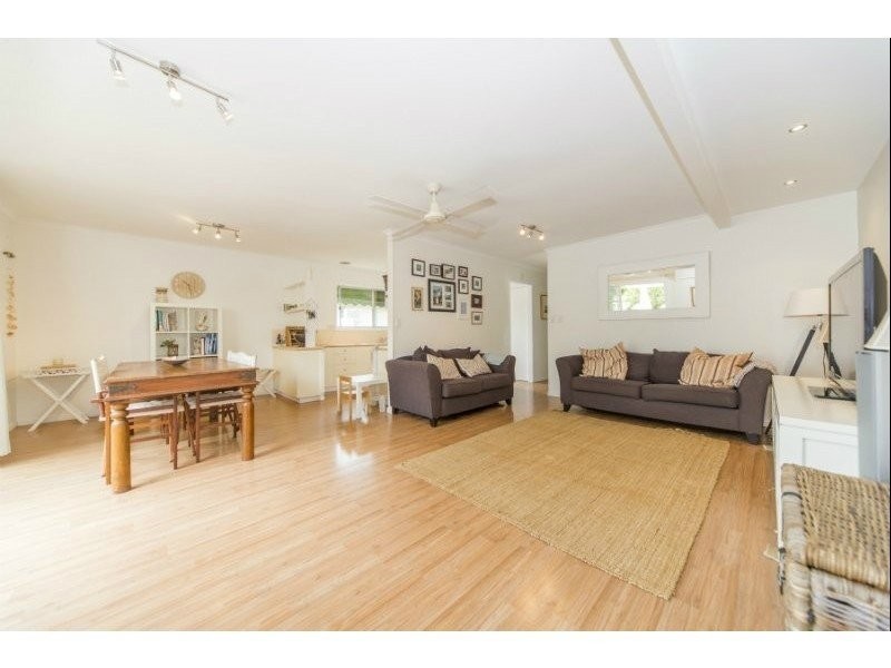 22 Bluegum Avenue, Hollywell QLD 4216