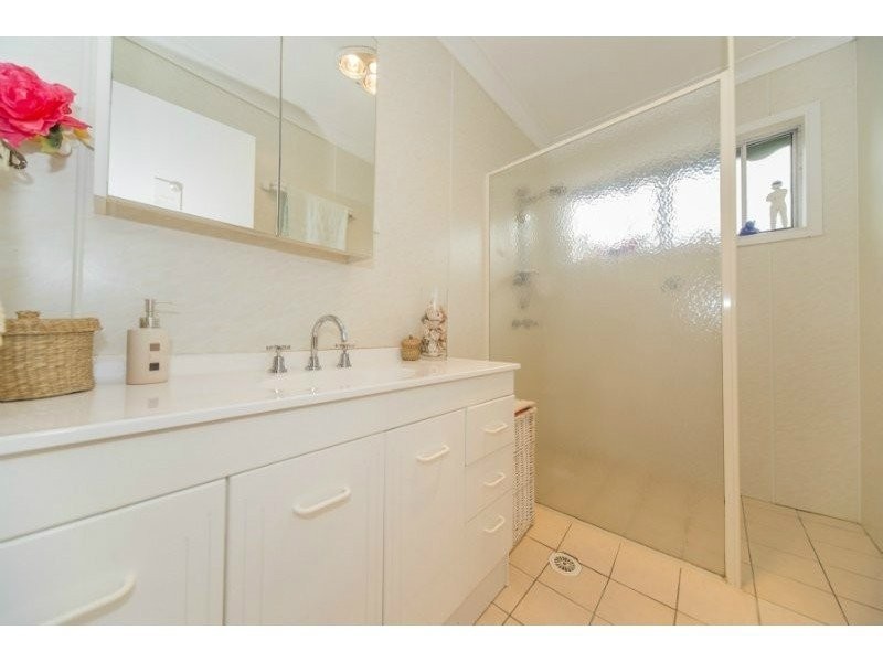 22 Bluegum Avenue, Hollywell QLD 4216