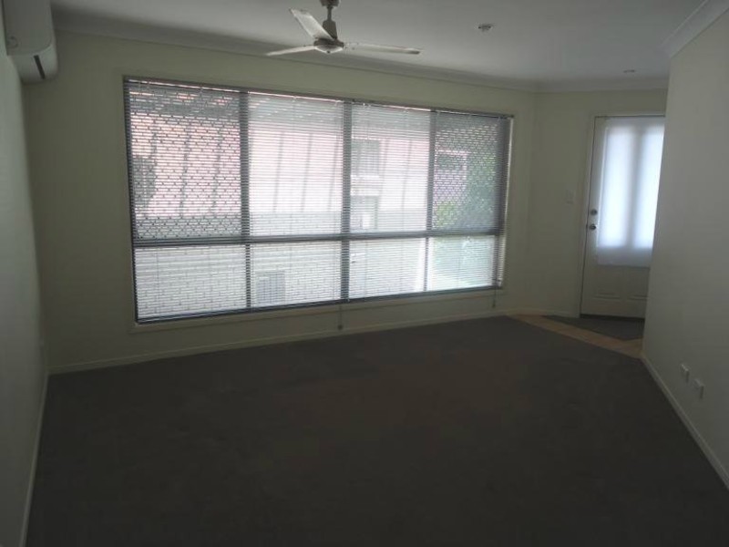 1/1a Sandy Court, Southport QLD 4215