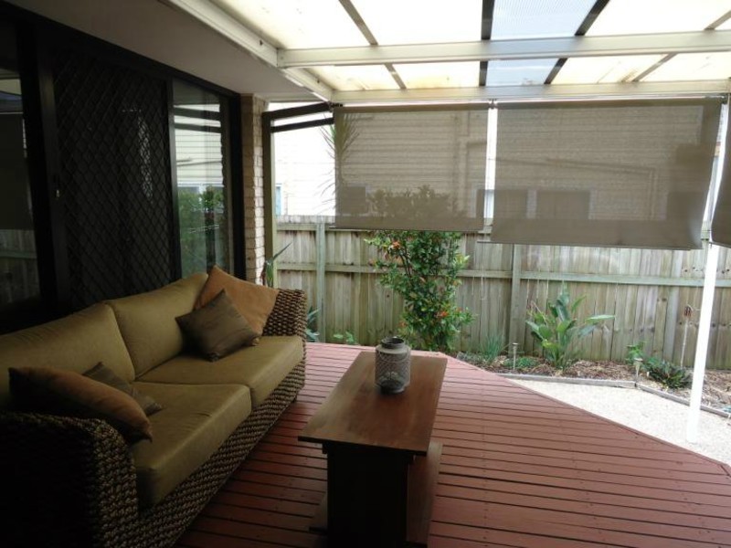 1/1a Sandy Court, Southport QLD 4215