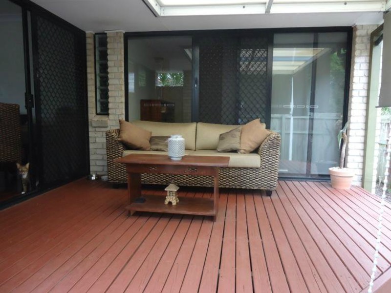 1/1a Sandy Court, Southport QLD 4215