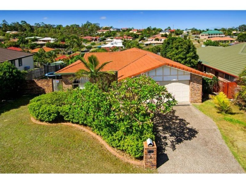 7 Howland Circuit, Pacific Pines QLD 4211
