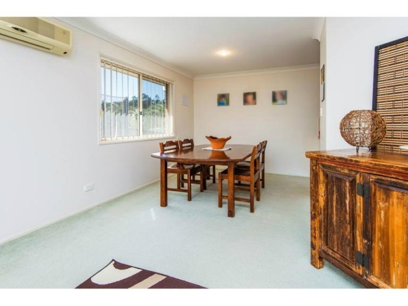 7 Howland Circuit, Pacific Pines QLD 4211