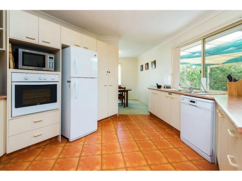 7 Howland Circuit, Pacific Pines QLD 4211