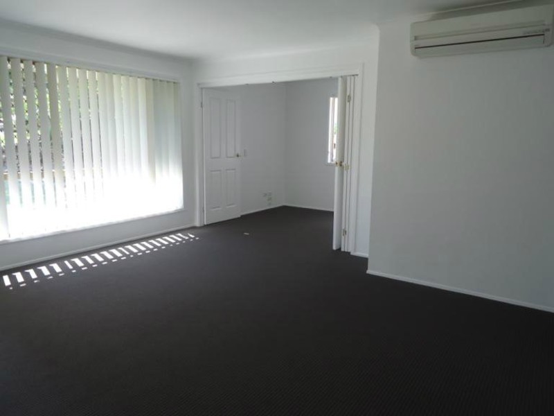 2/44 McMillan Street, Labrador QLD 4215