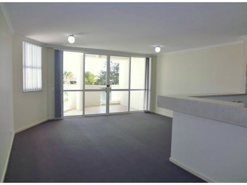 16/52 Back Street, Biggera Waters QLD 4216