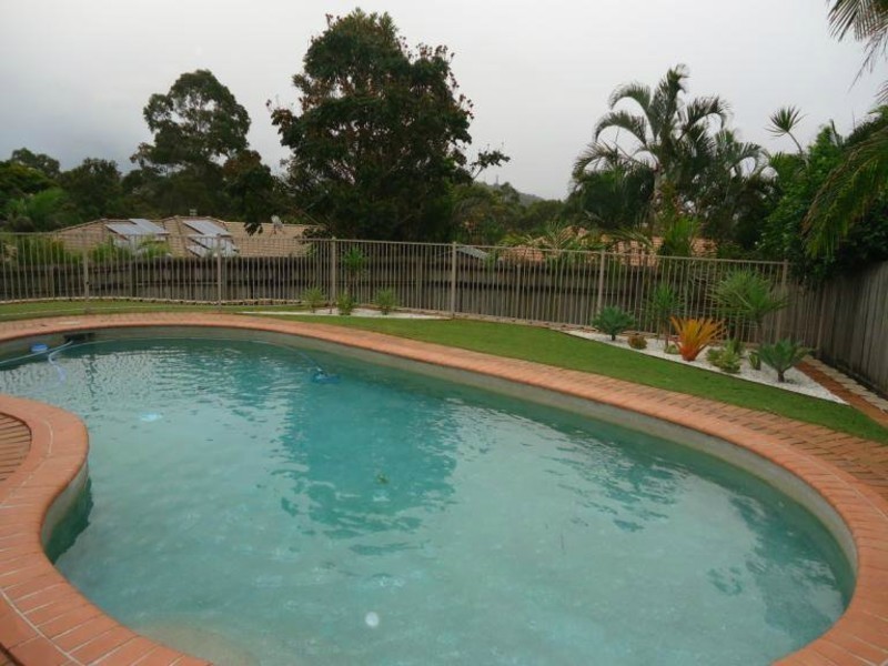 38 Henry Cotton Drive, Parkwood QLD 4214