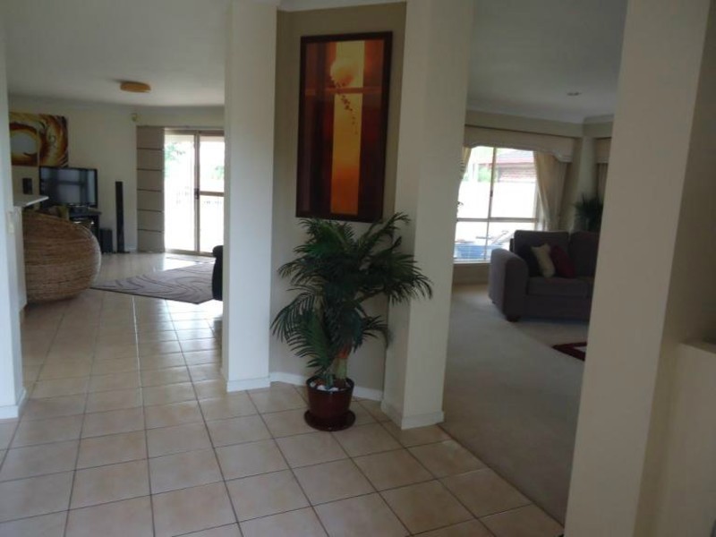 38 Henry Cotton Drive, Parkwood QLD 4214