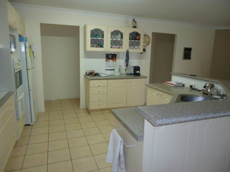 38 Henry Cotton Drive, Parkwood QLD 4214