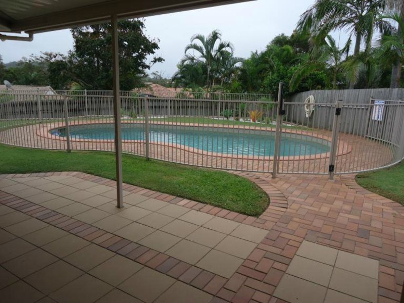 38 Henry Cotton Drive, Parkwood QLD 4214