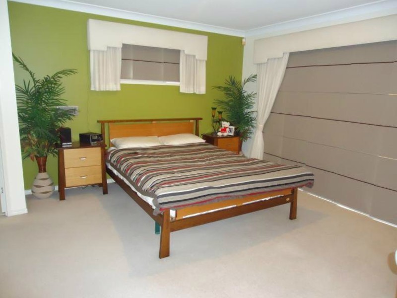 38 Henry Cotton Drive, Parkwood QLD 4214