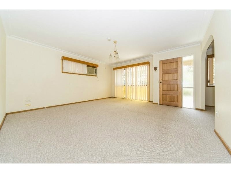 298 Bayview Street, Hollywell QLD 4216