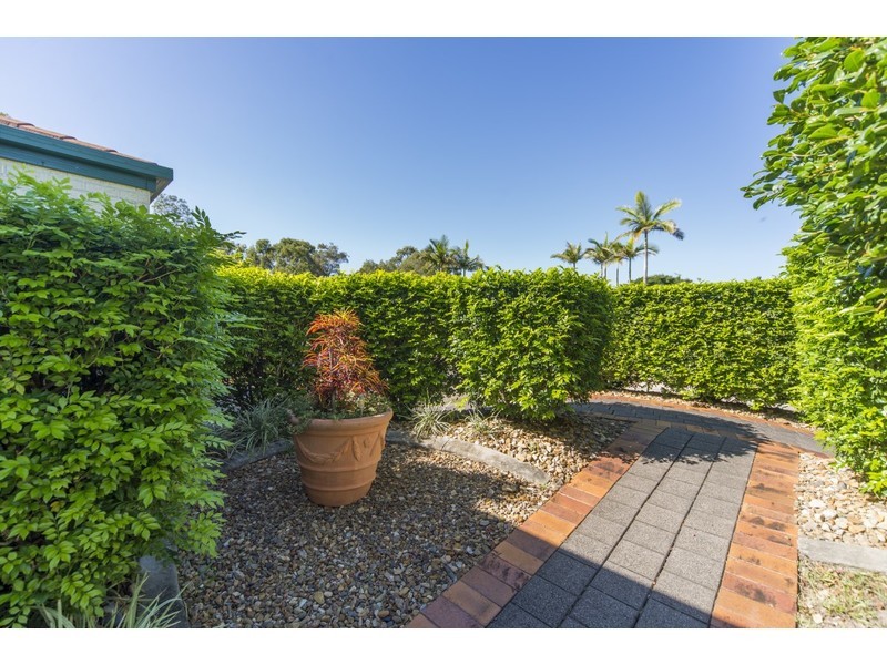 27/15 Monet Street, Coombabah QLD 4216