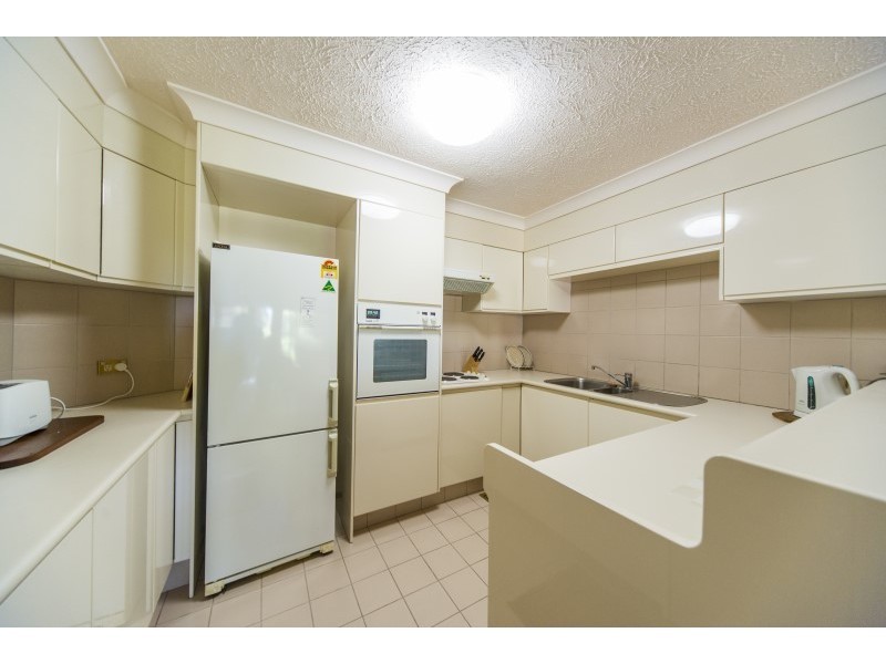 17/48 The Esplanade, Paradise Point QLD 4216