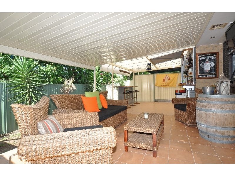 2/24 Senate Street, Labrador QLD 4215