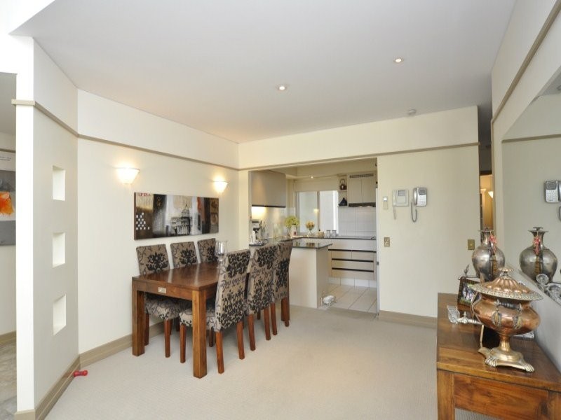 14/76 Chichester Drive, Arundel QLD 4214