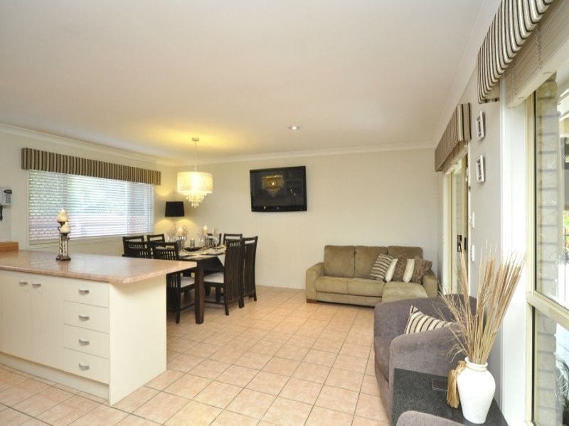 33 Carner Court, Parkwood QLD 4214