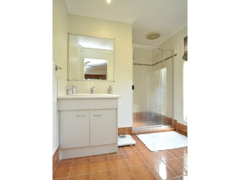 33 Carner Court, Parkwood QLD 4214