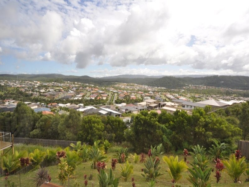 42 Salvado Drive, Pacific Pines QLD 4211