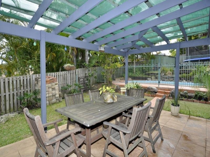 14 Yarraglen Place, Parkwood QLD 4214