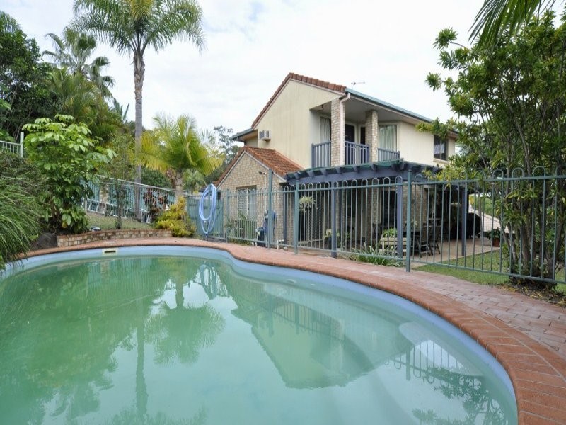 14 Yarraglen Place, Parkwood QLD 4214