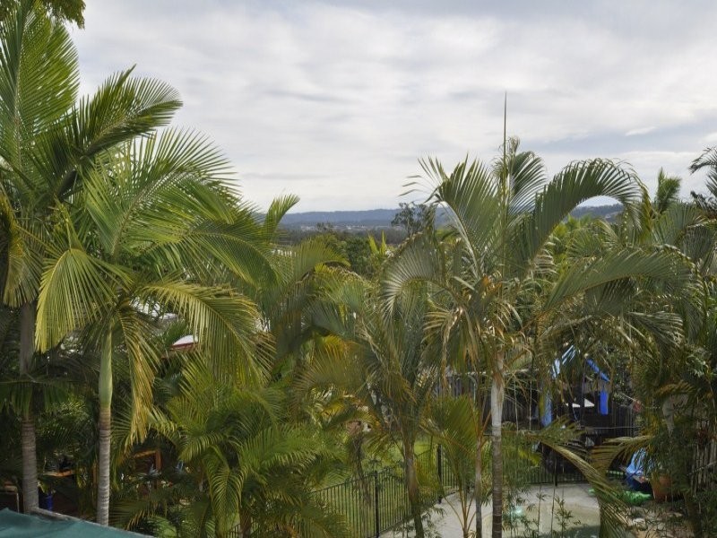 14 Yarraglen Place, Parkwood QLD 4214