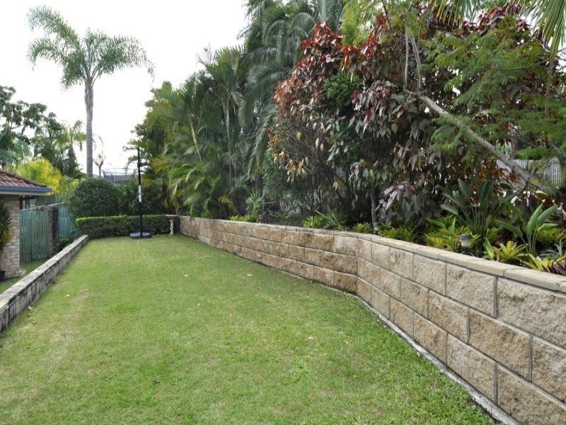 14 Yarraglen Place, Parkwood QLD 4214