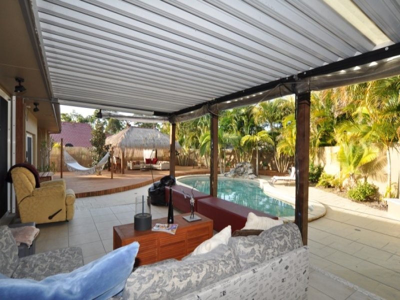 3 Waterwood Court, Arundel QLD 4214