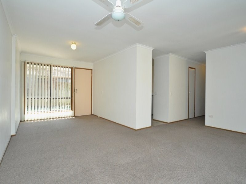 2/3 Botanical Drive, Labrador QLD 4215