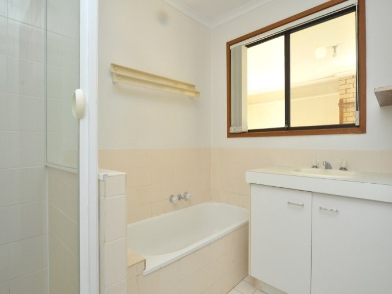 2/3 Botanical Drive, Labrador QLD 4215