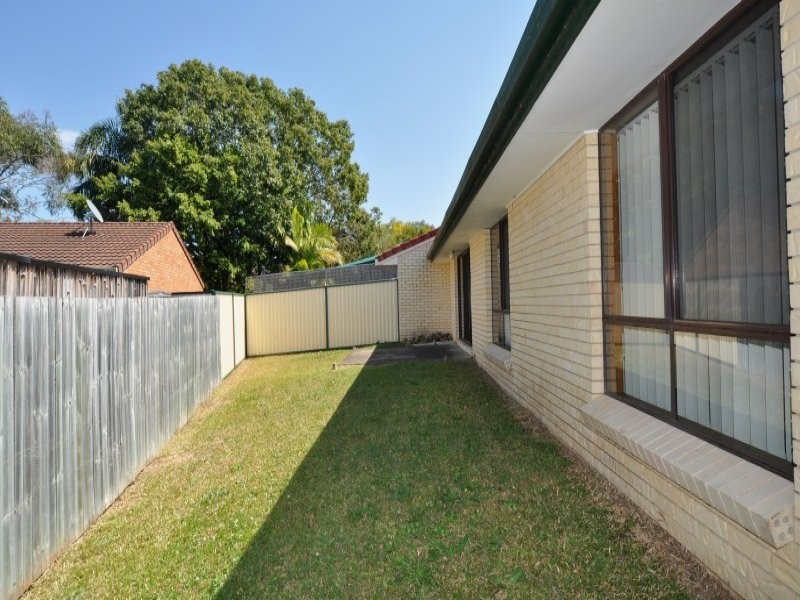 2/3 Botanical Drive, Labrador QLD 4215