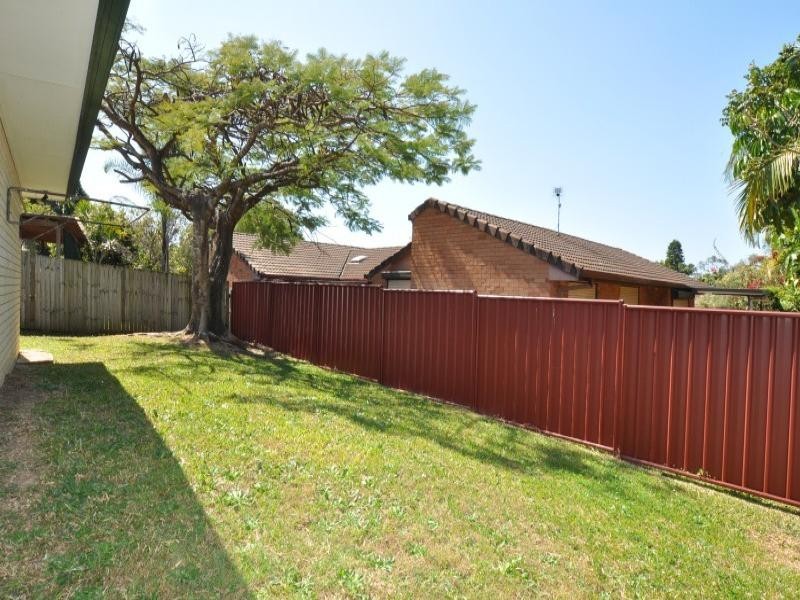 2/3 Botanical Drive, Labrador QLD 4215