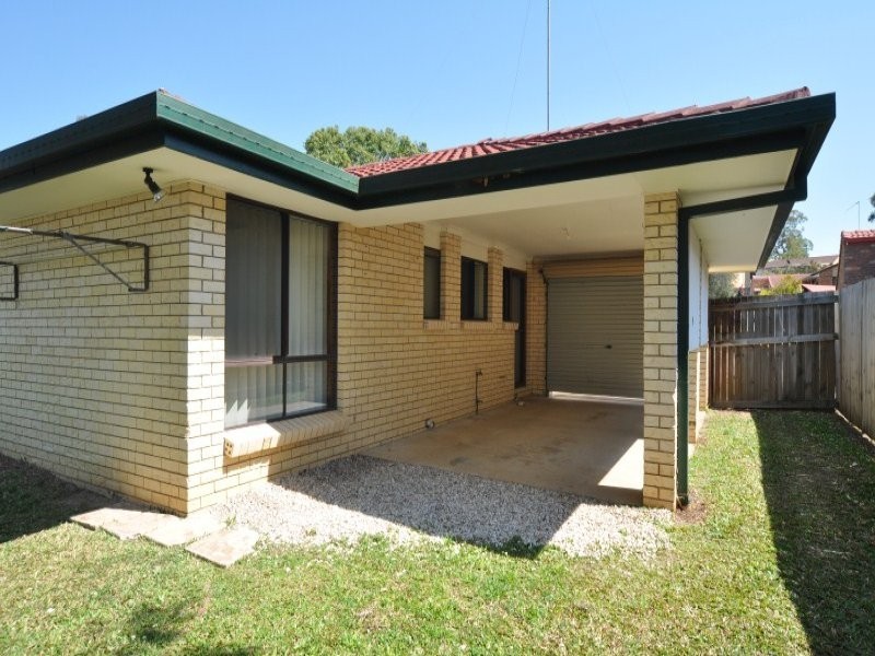 2/3 Botanical Drive, Labrador QLD 4215