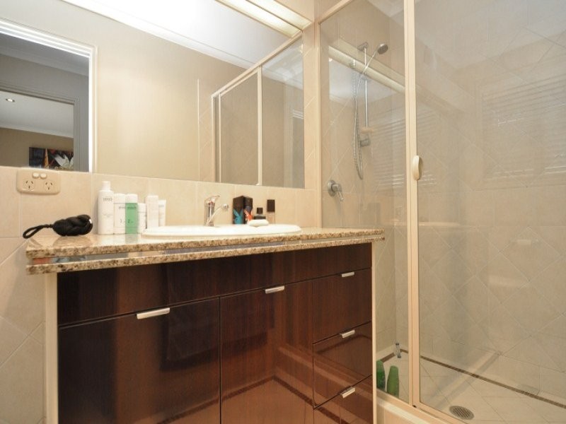 113 Arun Drive, Arundel QLD 4214