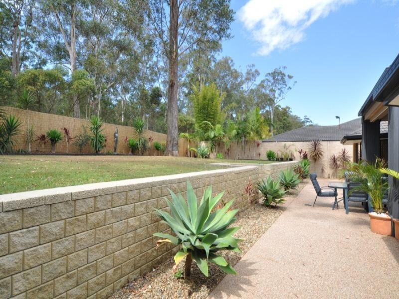 113 Arun Drive, Arundel QLD 4214