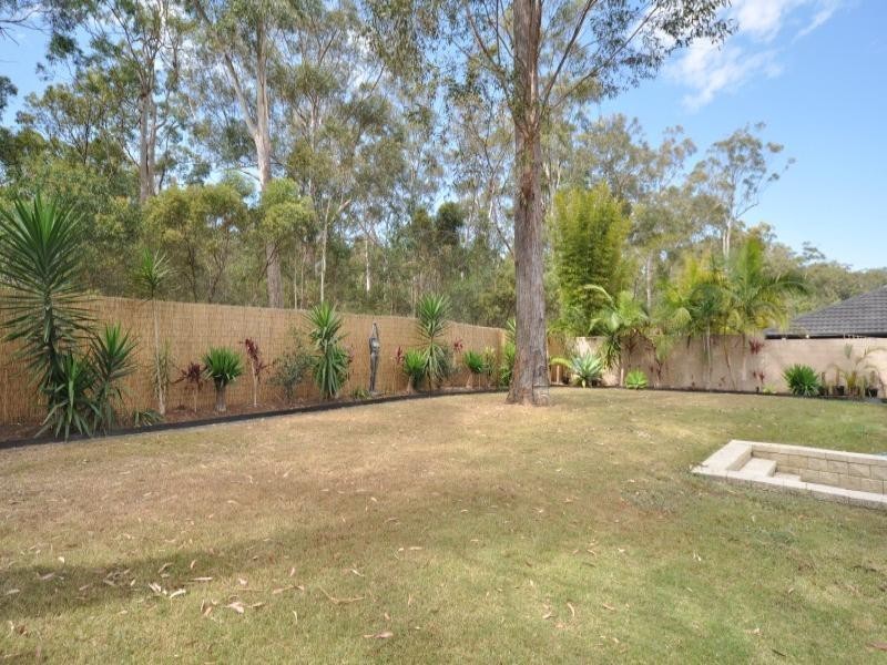 113 Arun Drive, Arundel QLD 4214