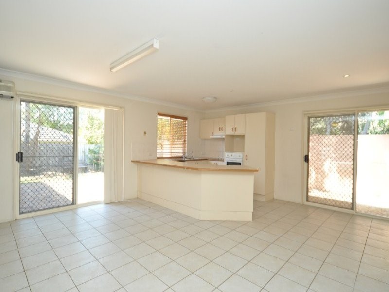 65 Henry Cotton Drive, Parkwood QLD 4214